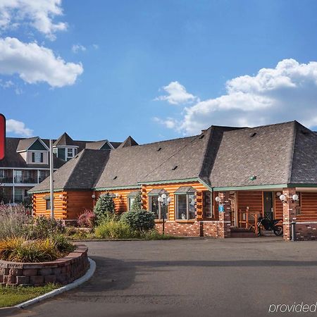 Econo Lodge Bayview Mackinaw City Exterior foto
