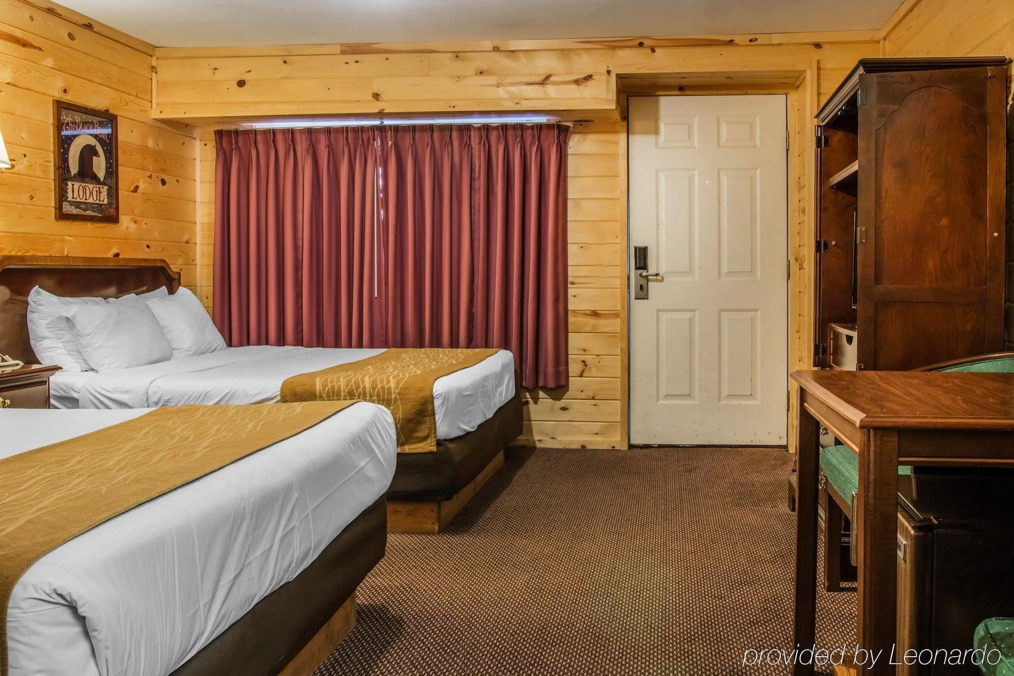 Econo Lodge Bayview Mackinaw City Exterior foto